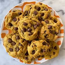 pumpkin chocolate chip cookies