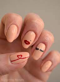 makeup lover nails adjusting beauty