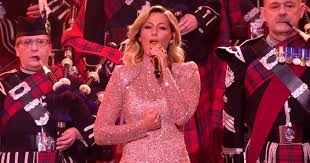 She lives at krasnoyarsk, russia with her family. German Singer Helene Fischer Puts On Stunning Performance Of Amazing Grace With Pipe And Drums Faithpot