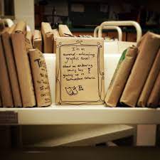Blind Date With a Book – Tips and Tricks – Ontarian Librarian