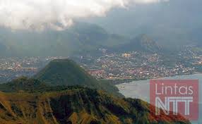Maybe you would like to learn more about one of these? Ende Akan Tanam Bugenvil Merah Putih Mengelilingi Gunung Meja Lintas Ntt