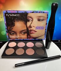 mac cosmetics 3pc eye kit in shade