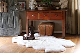 style it the sheepskin rug gathered