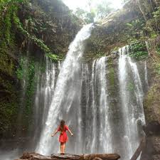 Ia terdiri dari 275 buah air terjun yang. 10 Air Terjun Lombok Dengan Pemandangan Paling Indah Recommended