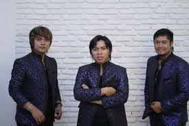 We did not find results for: Lirik Dan Chord Lagu Batak Dongani Ma Au The Boys Trio Lirik Lagu Batak Terbaru