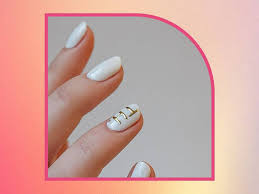 initial nail art trend manicure ideas