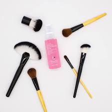 makeup brush cleaner spray