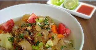 Paling enak masakan soto ayam lamongan dan soto betawi tanpa kunyit. Coba Resep Sop Kikil Makanan Khas Jawa Timur Di Rumah Yuk Moms