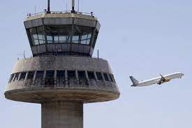 Unos 40 libaneses de un vuelo de Egipto con escala en Barcelona se quedan  en el El Prat para pedir asilo