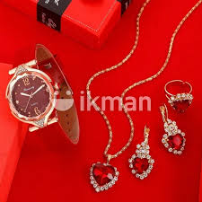 luxury watch with 4 pcs jewellery set