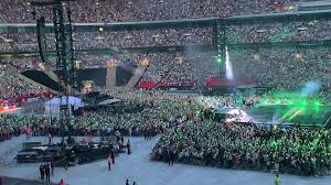 This june, 90,000 lucky armys will get to see bts's opening night at wembley stadium as they become the first korean act to play the iconic venue. File Army At Bts Love Yourself Speak Yourself Concert At Wembley Stadium June 2019 01 Jpg Wikimedia Commons