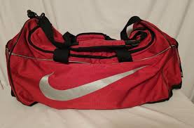 nike duffle bag brasilia red black