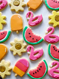 what you need to decorate sugar cookies