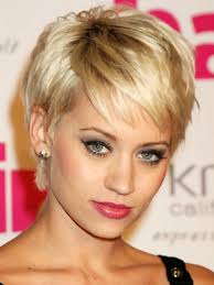 Short hairstyles can help to change the appearance of oval face shapes. The Best And Worst Bangs For Oval Faces The Skincare Edit