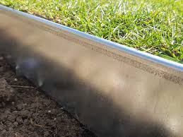 Metal Lawn Edging 100mm X 1mtr