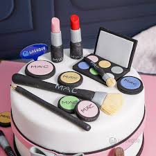 mac makeup wardrobe theme cake