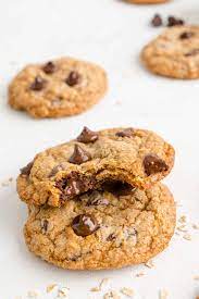 whole wheat chocolate chip cookies with