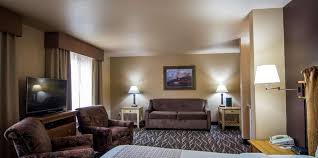 Located in hamilton, comfort inn hamilton is in the suburbs and near theme parks. Bitterroot River Inn Conference Center 102 2 7 0 Hamilton Hotel Deals Reviews Kayak
