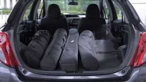 Ein komfortabler innenraum, außergewöhnliches handling und stabilität garantieren ein unvergleichliches fahrerlebnis. Toyota Yaris Impressionen Innenraum 2 1080p Hd Youtube