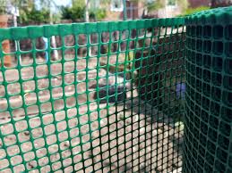 How To Mount Plastic Garden Fencing