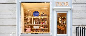 I bought a book on how to write a business. A Peek Inside Dior Maison Dior S New Home Decor Boutique In Paris