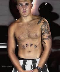 Jake paul commemorates yesterday's floyd mayweather dustup with a 'gotcha hat' tattoo. Gotcha Hat On Twitter I M Saying It Now The Stomach Tattoo Is Gonna Grow On Y All I Been Peeping Yalls Tweets And Its Gonna Grow On You Okay Give Me A