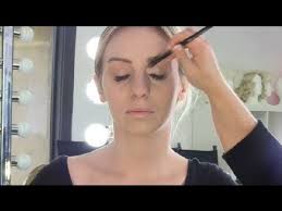 eye hollows makeup techniques