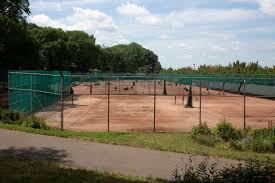 Find courts near you and connect with the world's largest racket player community. Privately Managed Nyc Parks Tennis Courts Open Before Phase 3 The City
