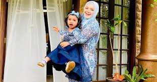 Menurut presiden simplysiti, dato' sri siti nurhaliza, indonesia sudah seperti rumah keduanya. Kongsi Video Dapat Nasi Arab Peminat Nampak Baby Bump Siti Nurhaliza