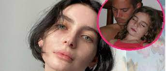 Meadow walker is a well known american celebrity kid star, a model and an instagram personality. Paul Walkers Siebter Todestag Ruhrende Worte Seiner Tochter Promiflash De