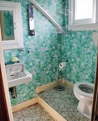 ugly bathroom gets home staging advice