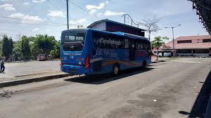Bus rapid transit trans semarang ini dioperasikan untuk membantu mengurai kemacetan di kota semarang yang semakin meningkat. Terminal Mangkang Wikipedia Bahasa Indonesia Ensiklopedia Bebas