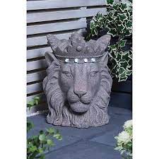 Solar Powered Lion Head Garden Light