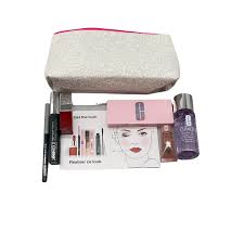 clinique get the look 7 pcs makeup gift set