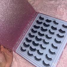 pink glittery eyelash case lashes
