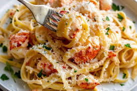 creamy lobster pasta insanely good