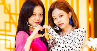Discover images and videos about blackpink from all over the world on we heart it. Blackpink S Jennie S Cute Habit Is Something She Does Only When She S With Jisoo And It Shows How Close Their Sisterly Bond Is Koreaboo