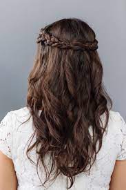 It's a style a bride or a bridesmaid with long. 30 Bridesmaid Hairstyles Your Friends Will Love A Practical Wedding Simple Wedding Hairstyles Bridemaids Hairstyles Wedding Hair Down