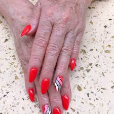 nail salons in davenport ia