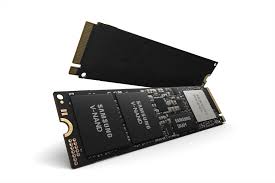 The south korean manufacturer reports that the new drive should achieve 53% faster random write speeds than the 970 evo. Test Samsung 970 Evo Plus Ssd Nvme M 2 Notebookcheck Com Tests