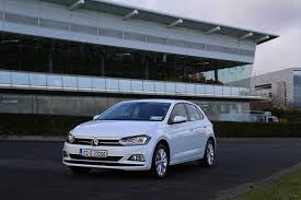 2018 volkswagen polo review carzone