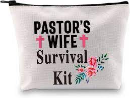 32 unique gifts for pastors wife to