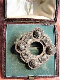 vine sterling silver brooch