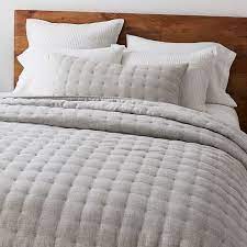 Quilt Vs Comforter Pros And Cons Of