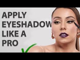 how to apply eyeshadow like a pro the