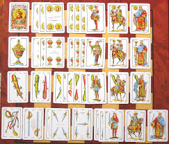 Juego de cartas con dos modalidades de juego diferentes (tripeaks y match2). Juegos De Cartas Para Infantil Las Pequenas Cosas Del Cole