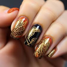 photo nail art with gold leaves