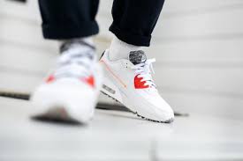 Nike's revolutionary air sole unit made its way into nike footwear in the late '70s. Nike Air Max 90 Recycled Felt White Photon Dust Bright Crimson Mens Shoes Ebay