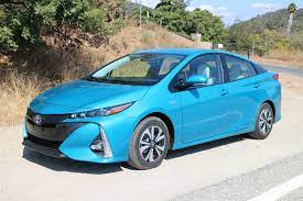 2017 toyota prius prime first drive of