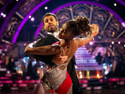 Fans got to see oti masbuse's sister motsi take over from darcey bussell as a judge and the celebs hit the dance floor live for the first time. Strictly Come Dancing 2019 The Semi Final As It Happened Television Radio The Guardian